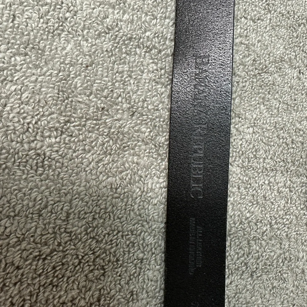 Banana Republic Mens Black Leather Belt Made in England Size 36 Silver Buckle